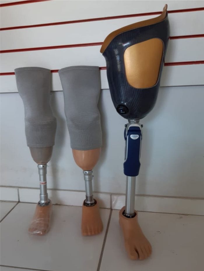 PRÓTESES PARA AMPUTAÇÕES